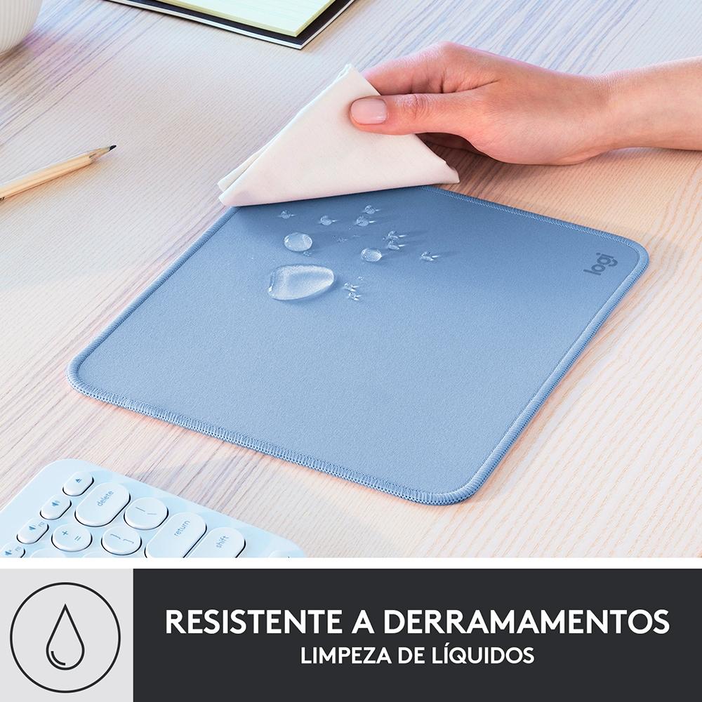 Mousepad Studio Series Logitech Portátil, 20x23cm, Antiderrapante, Resistente a Água- Azul Claro