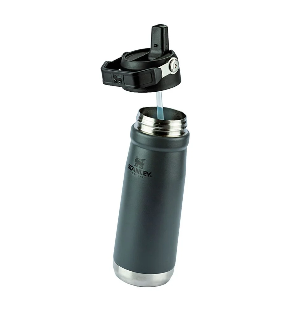 Garrafa Térmica Flip Straw 651ml Cinza - Stanley