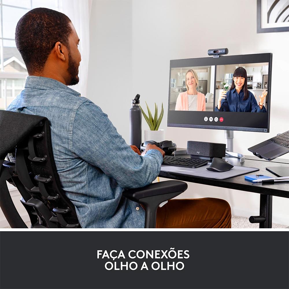 Webcam Full HD Logitech Brio 500, 1080P, 30 Fps, Microfones Duplos, USB-C, Suporte Incluso, Grafite