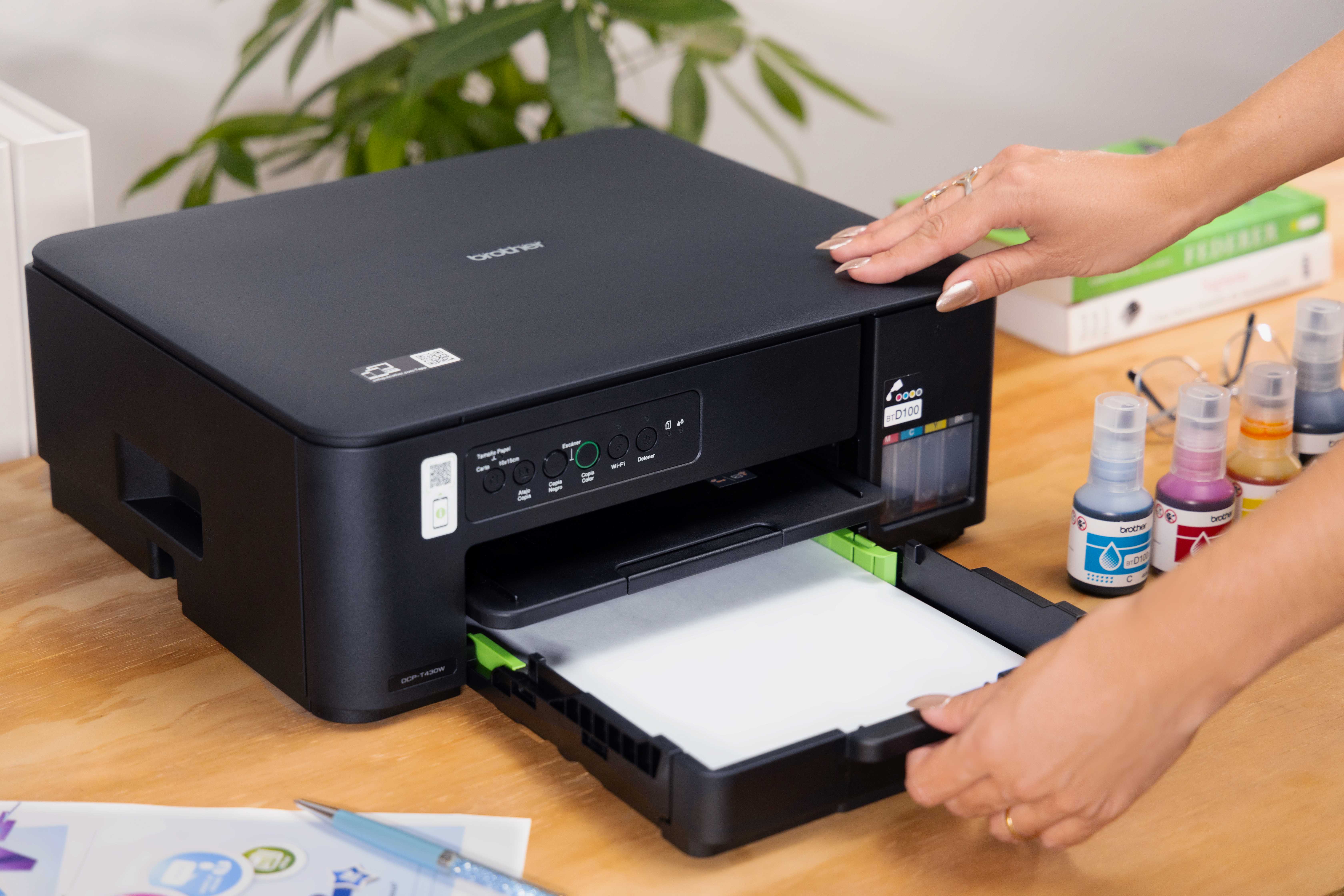 Impressora Multifuncional Tanque de Tinta Color DCPT430W Brother Wi-Fi Bivolt