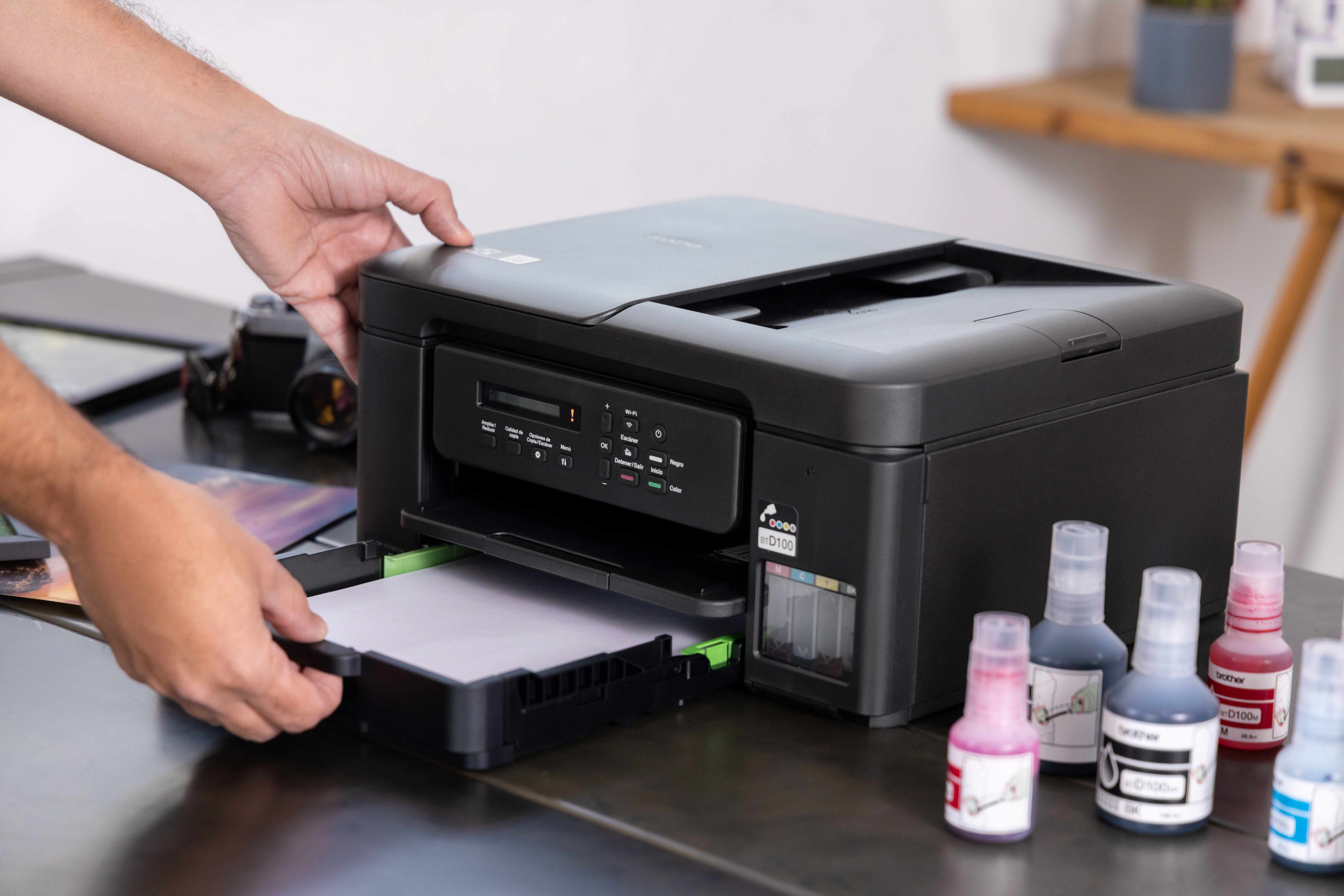 Impressora Multifuncional Tanque de Tinta Color Duplex e Adf DCPT730DW Brother Wi-Fi Bivolt