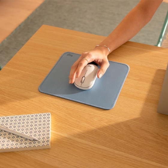 Mouse sem Fio Logitech M240, Bluetooth, Clique Silencioso, Design Ambidestro Compacto, Branco