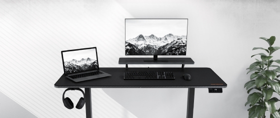 Mesa Gamer Elétrica Cougar e-Star 1,20m, Ajuste de Altura, Suporte para Headset - Preta